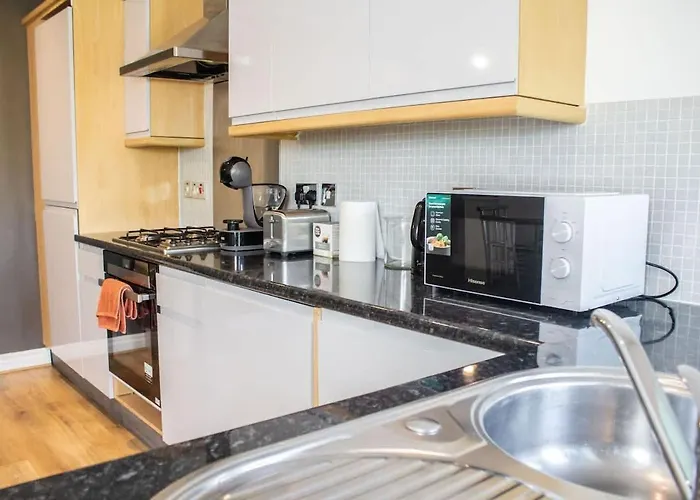 Apartment Private 2-bed Duplex Near Headingly W Parking